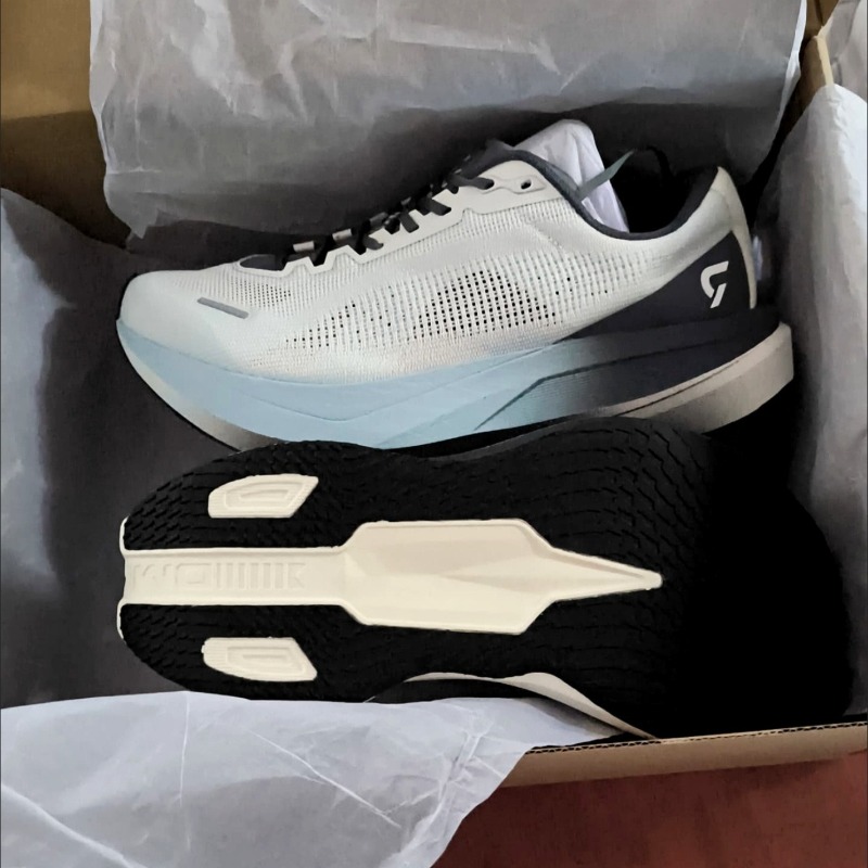 Outdoor Lighting Trends 2026 - 2026 New Trend Man Running Shoes